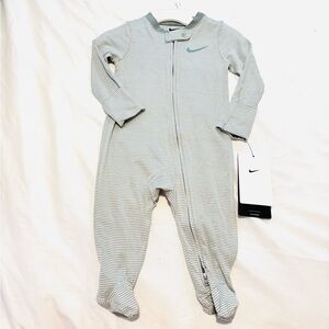 NEW Nike Baby Sleeper Footie Pajamas gray & white striped logo zipper